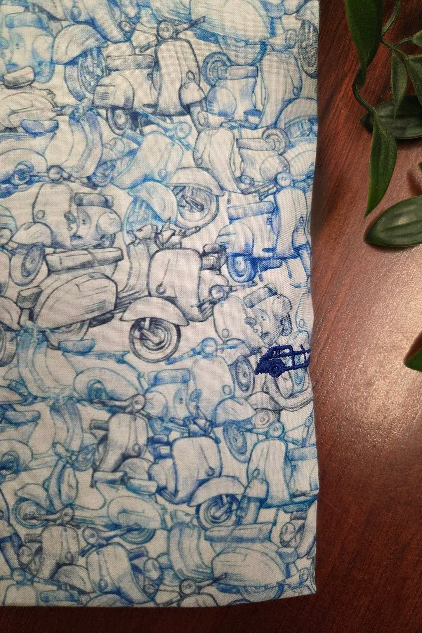 DARIO BELTRAN BLUE SCOOTER PRINT SHIRT