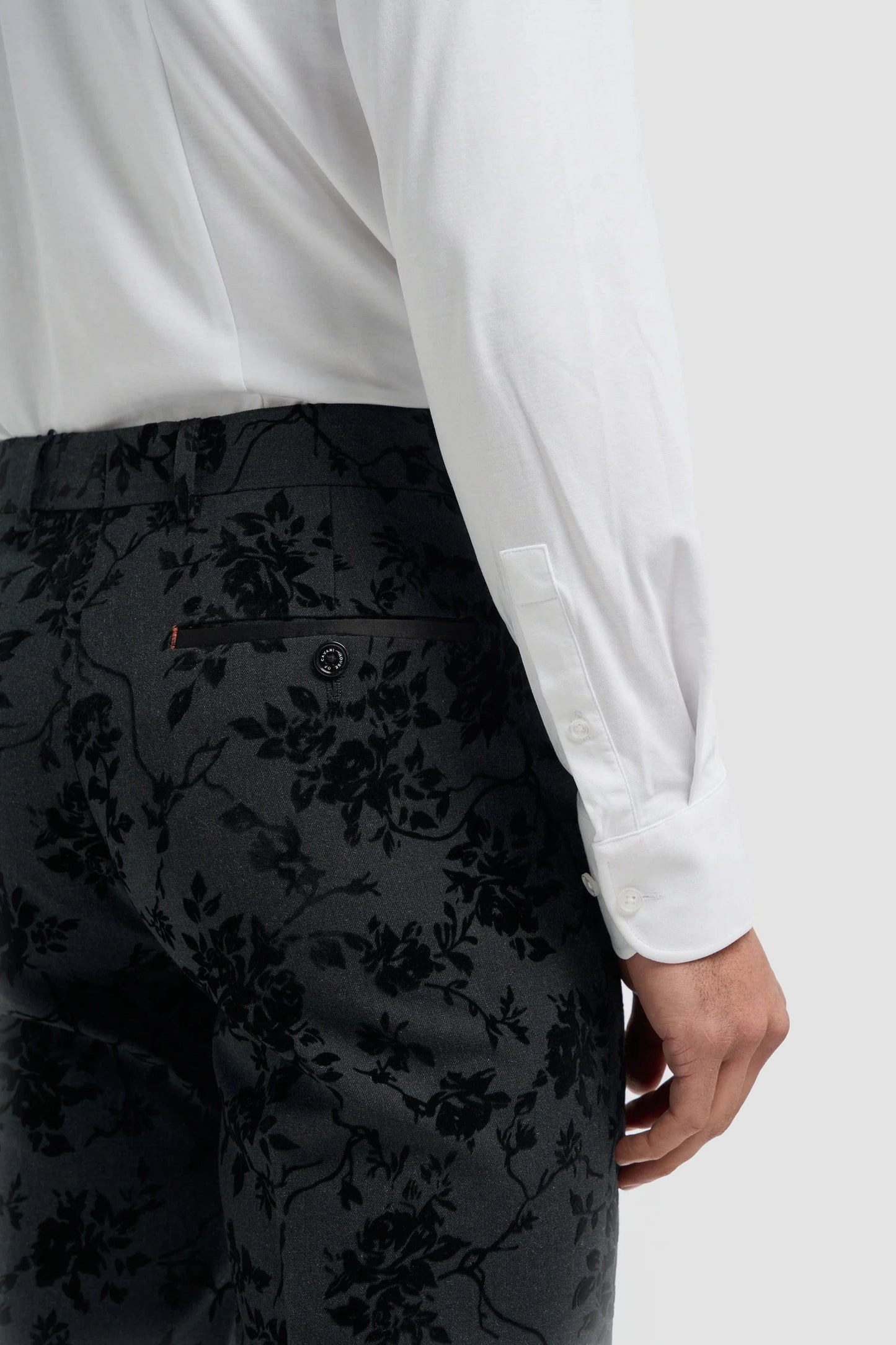 Cavani Georgi Black Floral 3-Piece Suit
