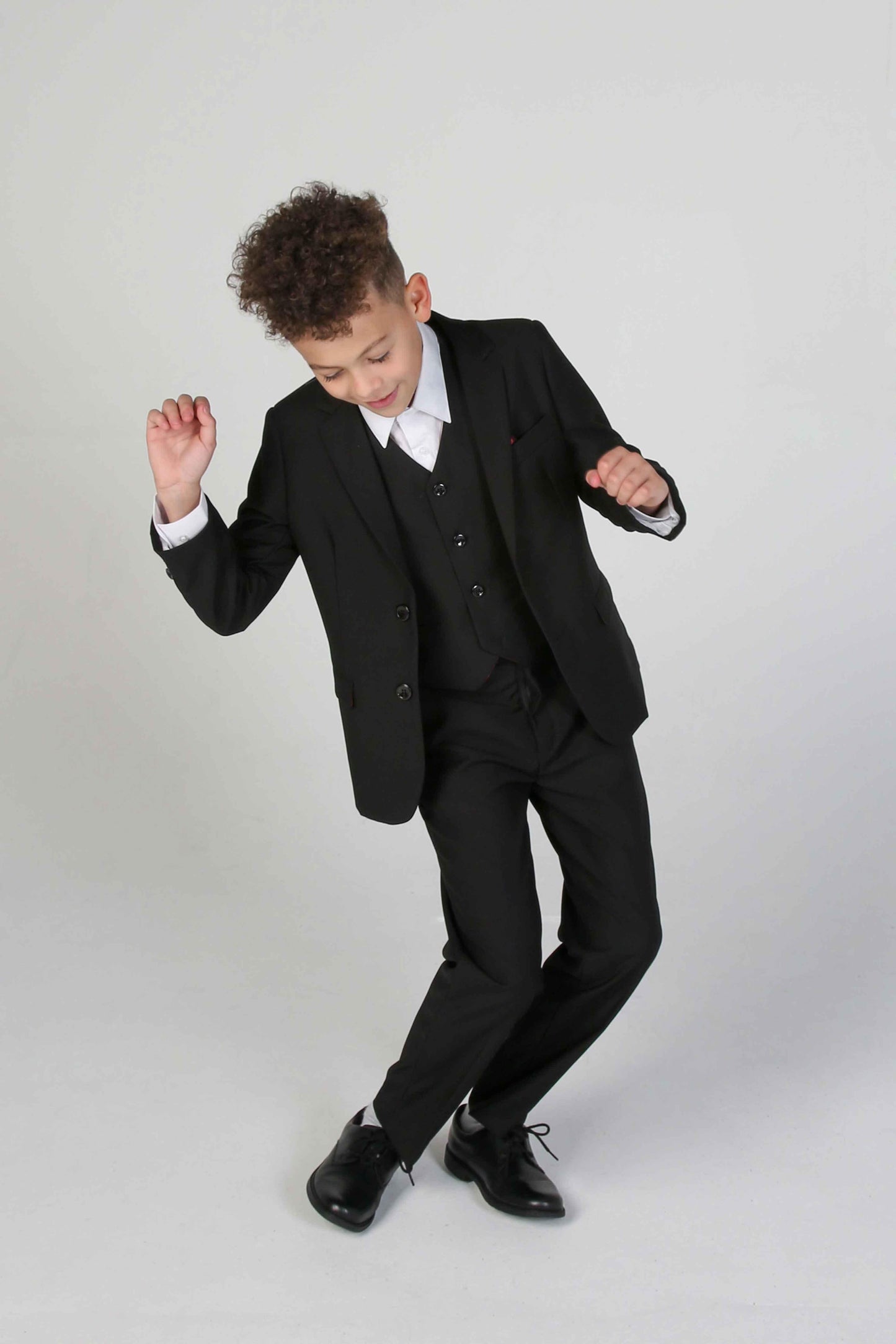 PAUL ANDREW PARKER BOYS BLACK 3-PIECE SUIT