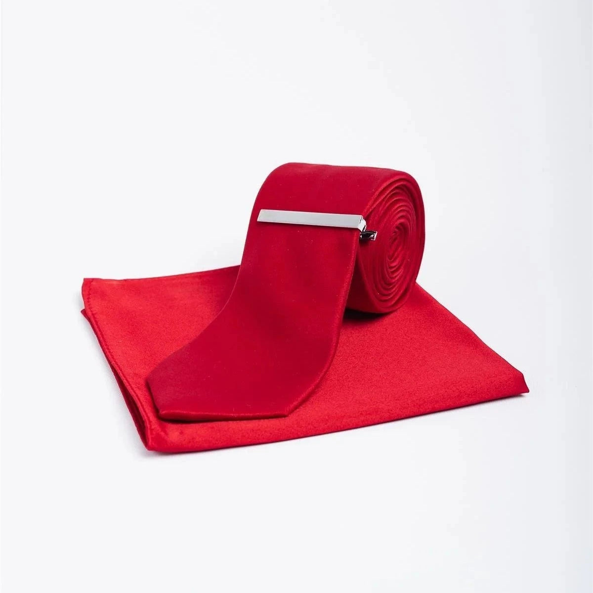 Cavani Red Plain Tie Set
