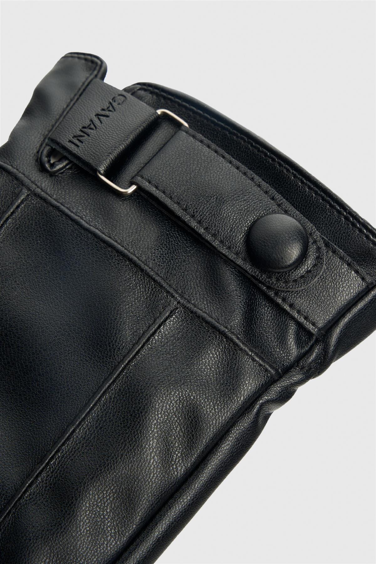 Cavani Black Gloves