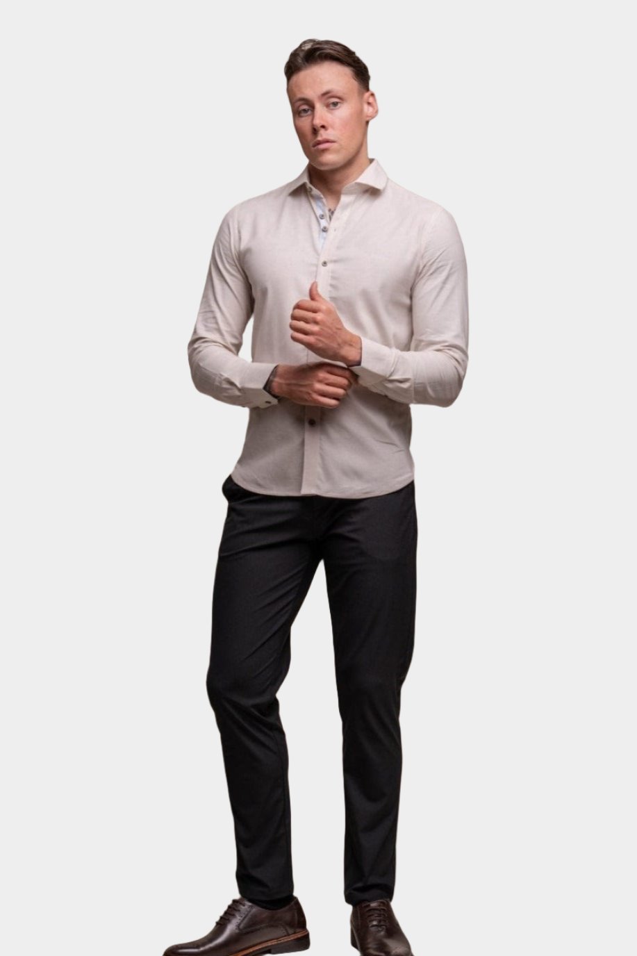 White long store sleeve brown pants