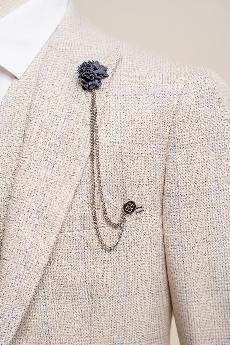 Cavani Navy Flower Chain Lapel Pin