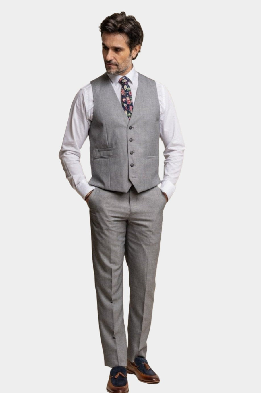CAVANI REEGAN GREY 3-PIECE SUIT