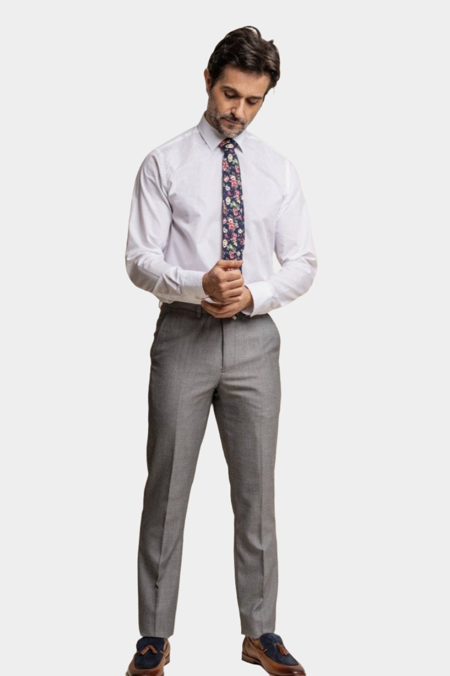 CAVANI REEGAN GREY 3-PIECE SUIT