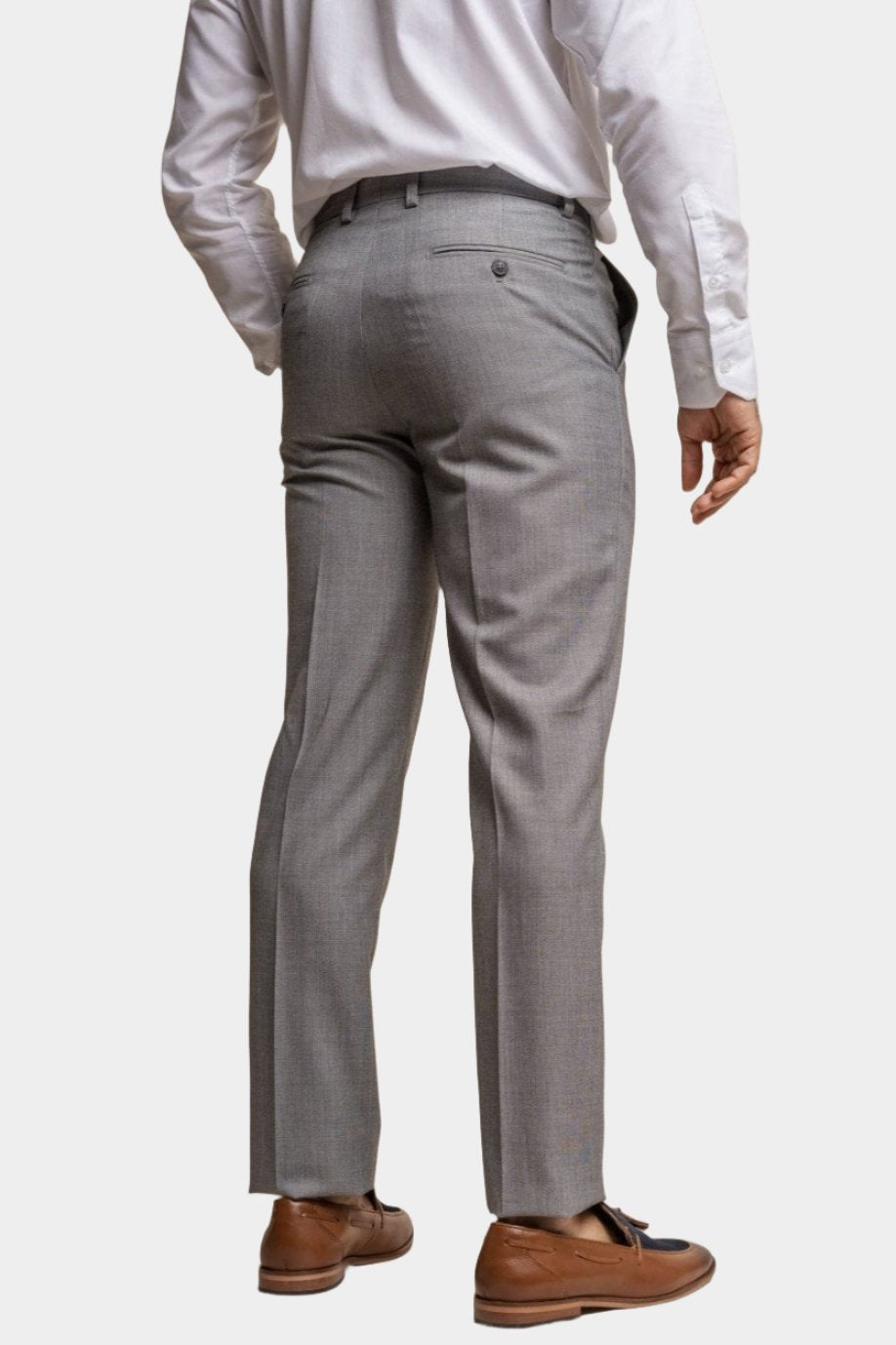 CAVANI REEGAN GREY 3-PIECE SUIT