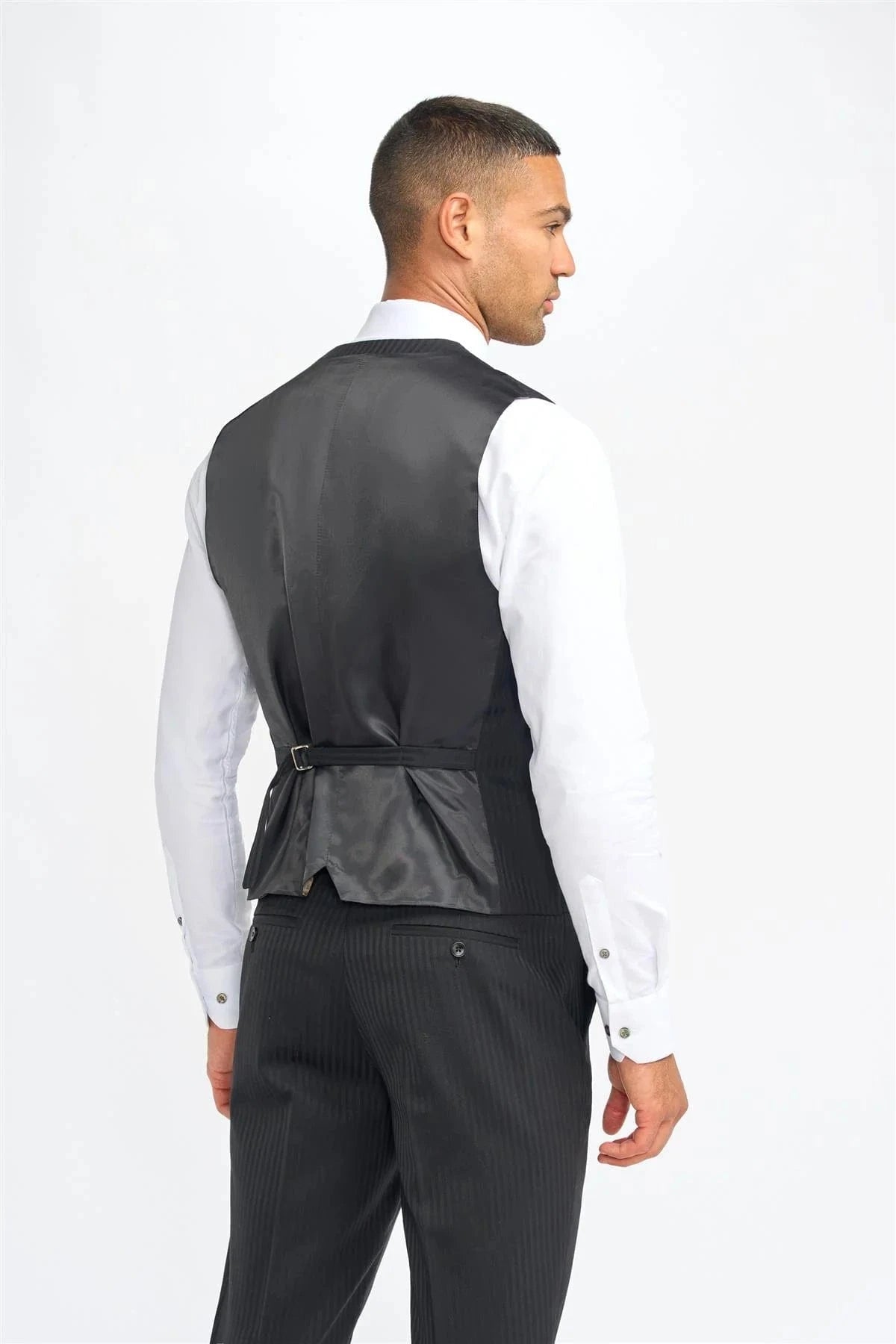 Cavani Roberto Black 3-Piece Suit