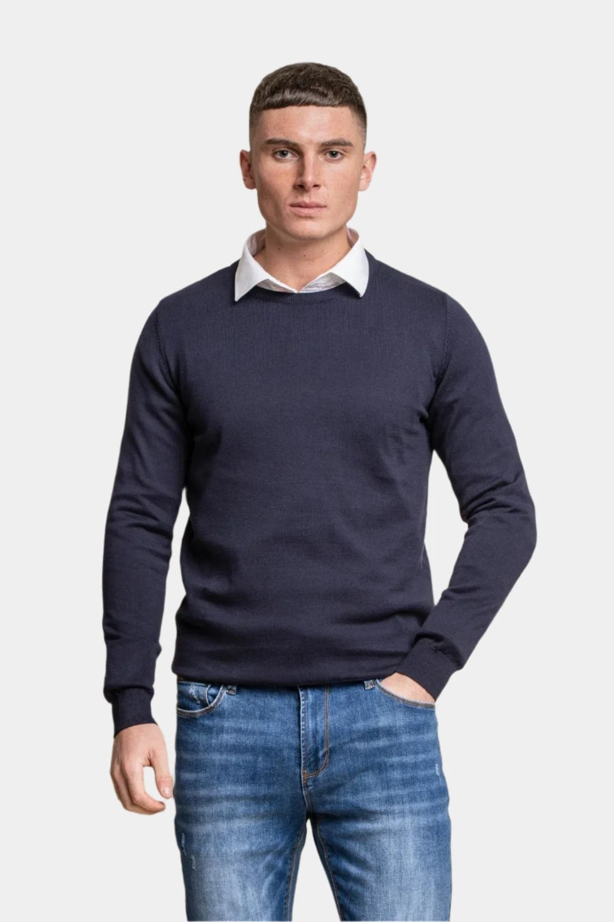 MERINO NAVY CREW NECK KNIT