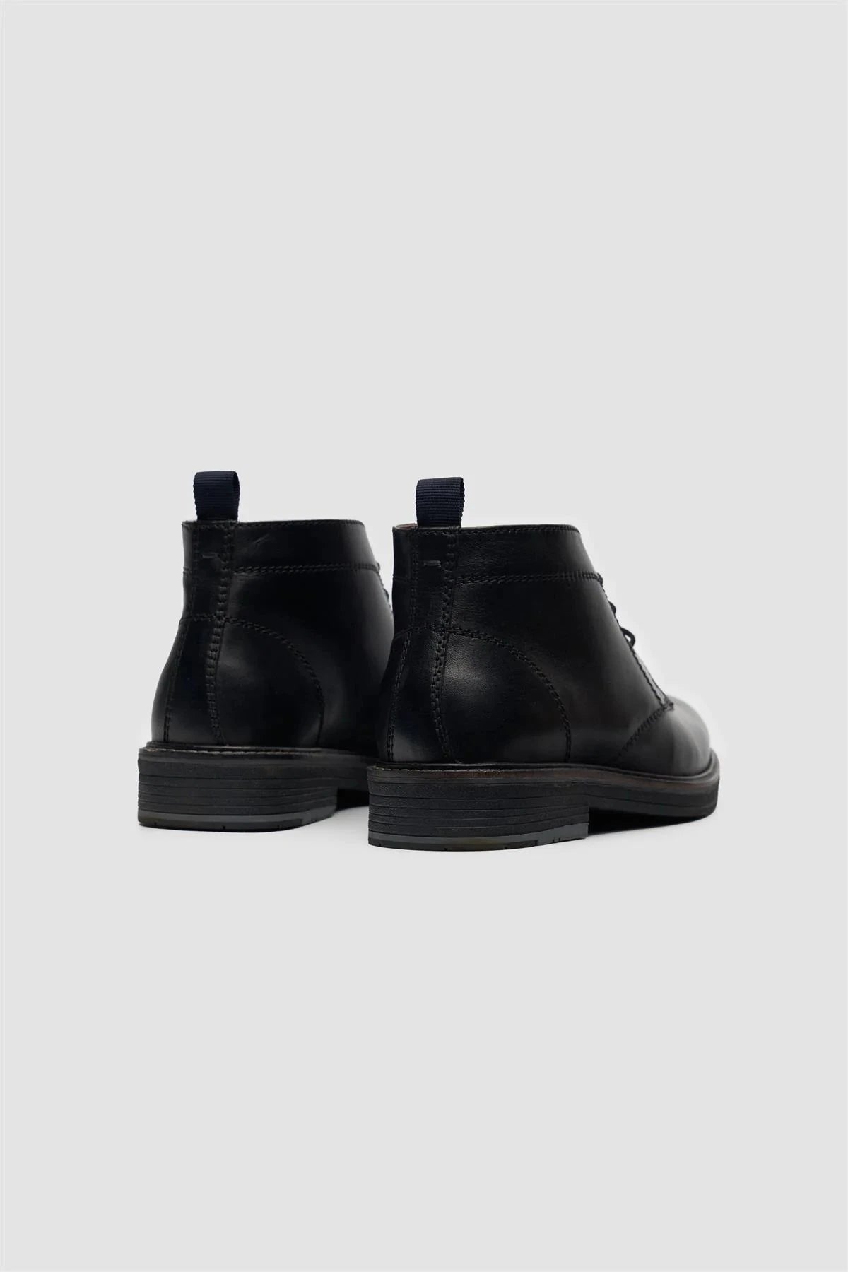 Cavani Austin Black Leather Boots
