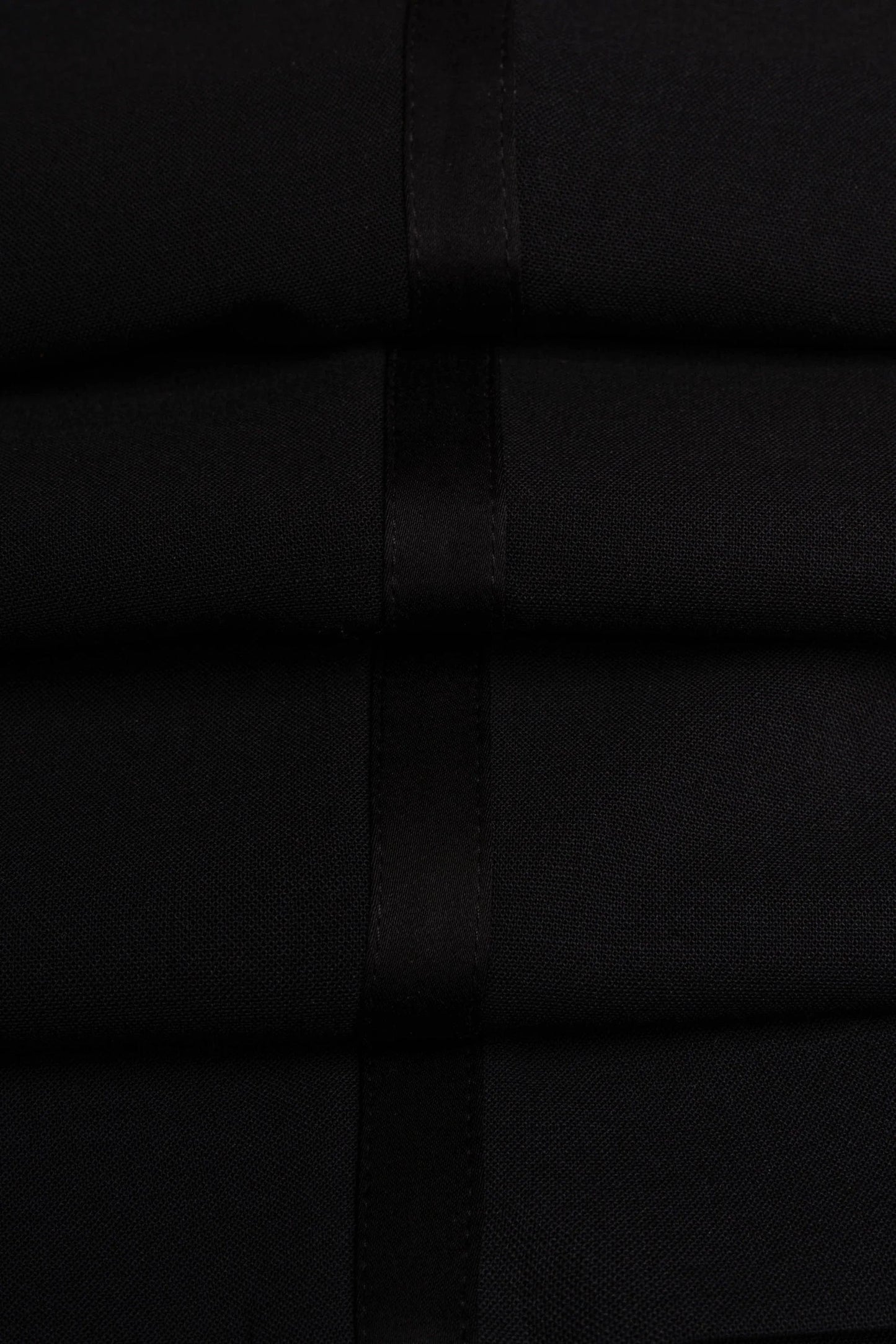 Cavani Aspen Black 2-Piece Suit