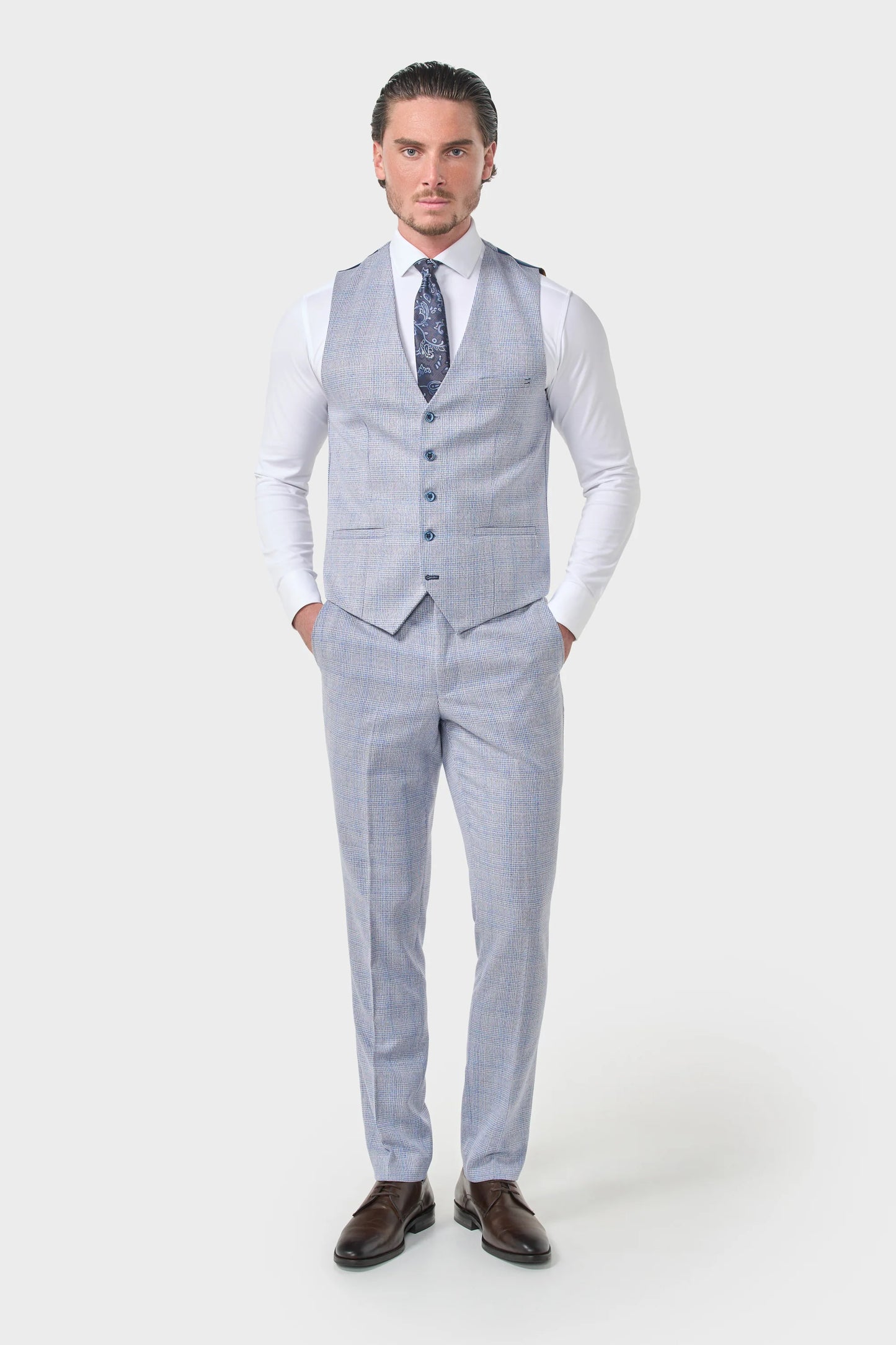 Cavani Caridi Sky Three Piece Suit