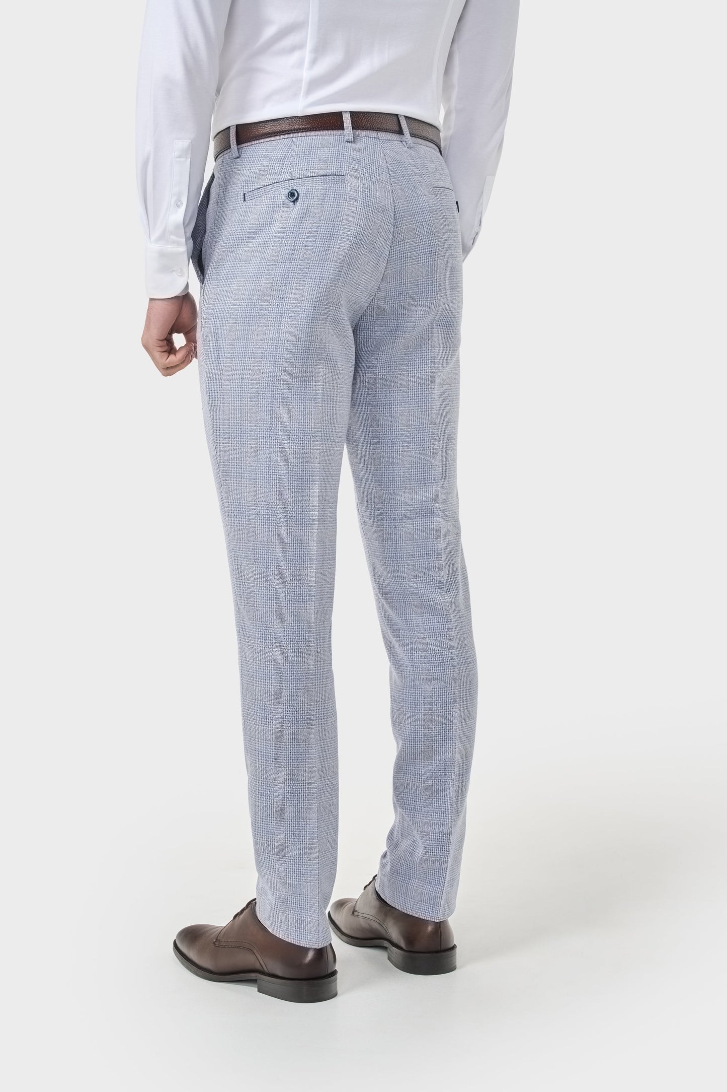 Cavani Caridi Sky Three Piece Suit