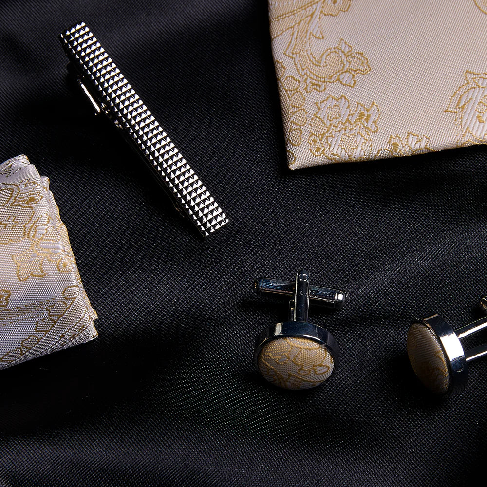 Paul Andrew Cream Paisley Tie Set
