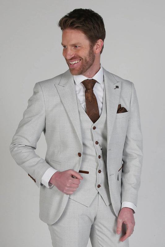 MARK STONE CHECK 3-PIECE SUIT