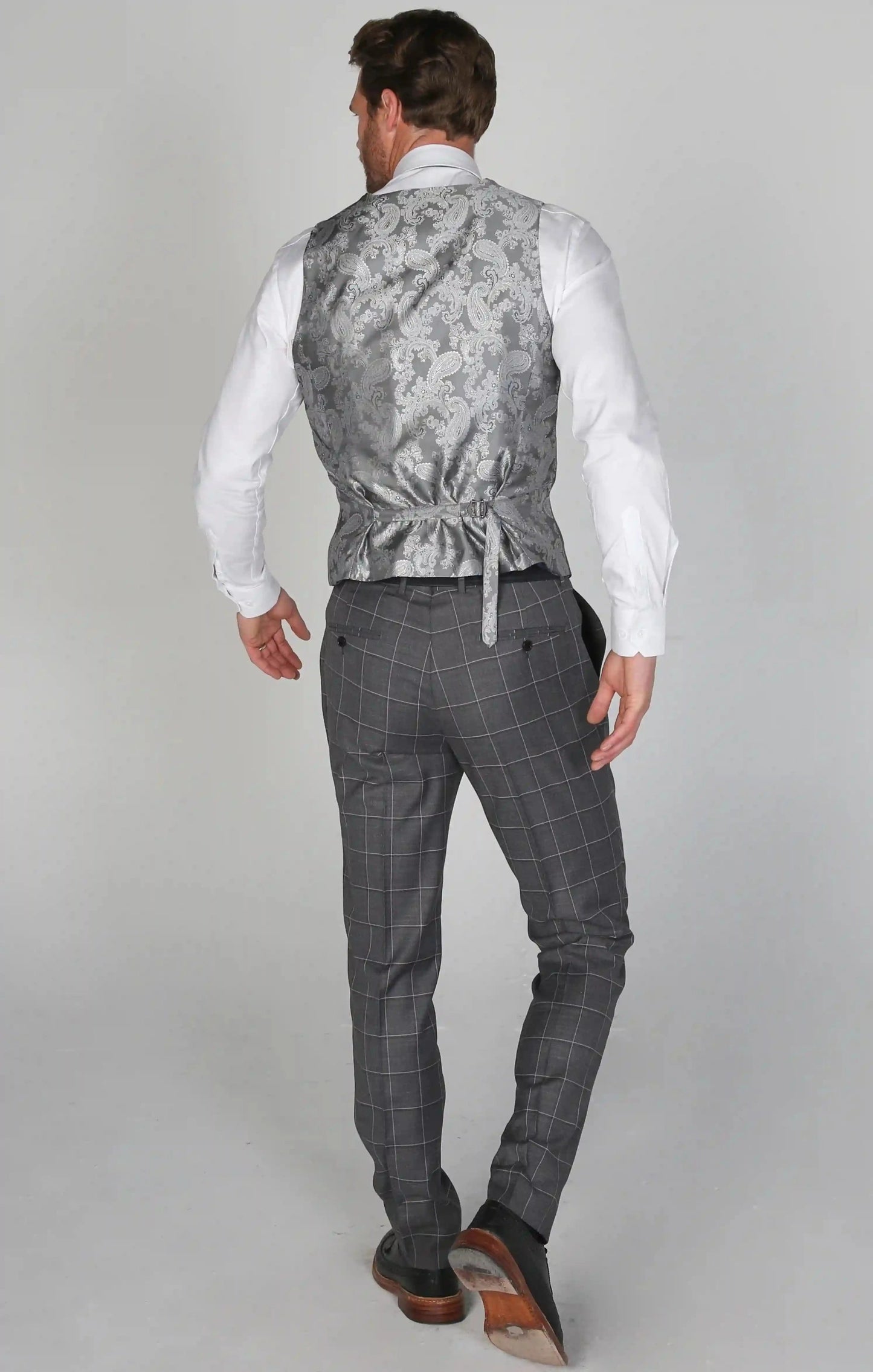 HOBBS DARK GREY CHECK 3-PIECE SUIT