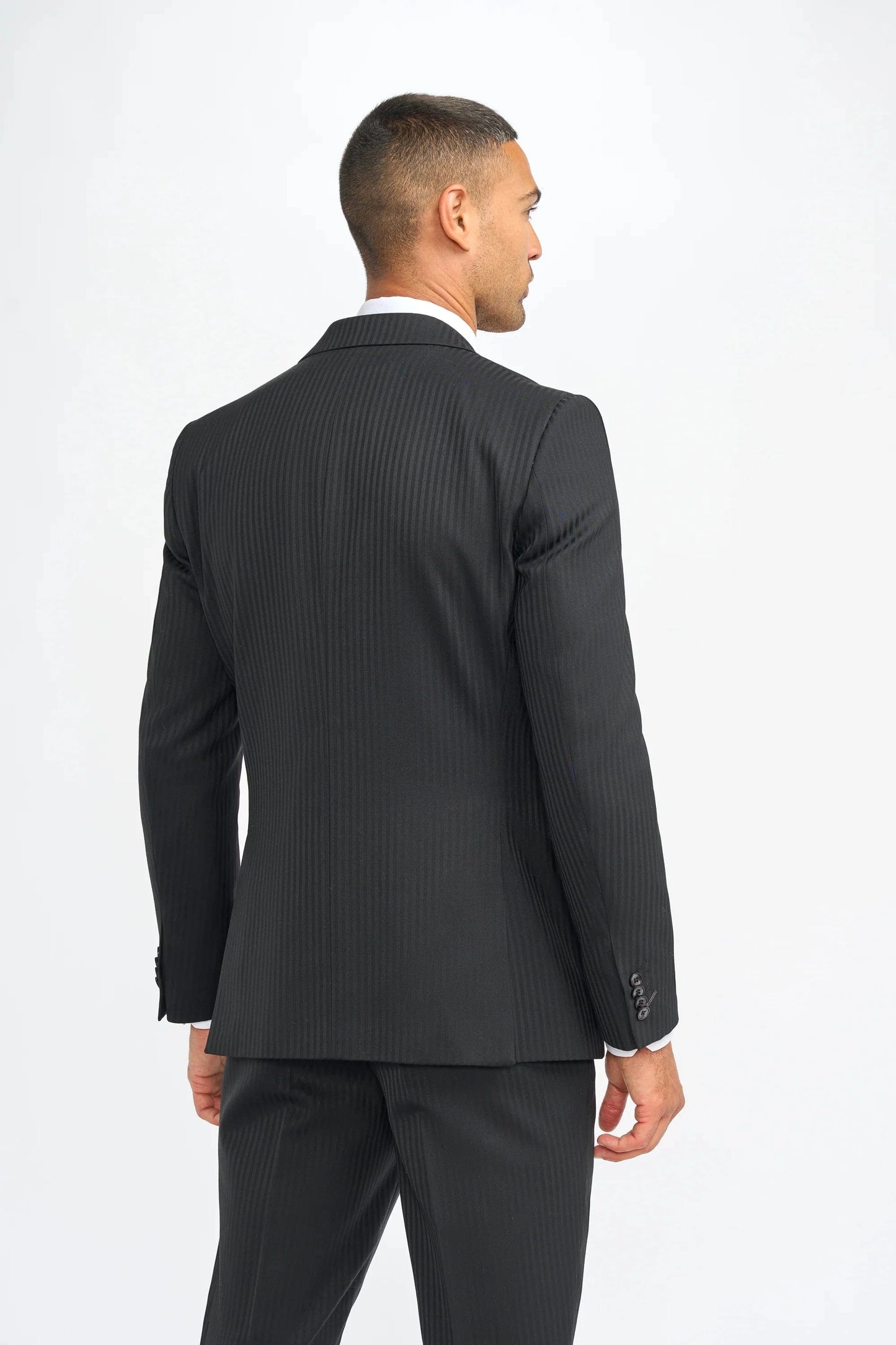 Cavani Roberto Black 3-Piece Suit