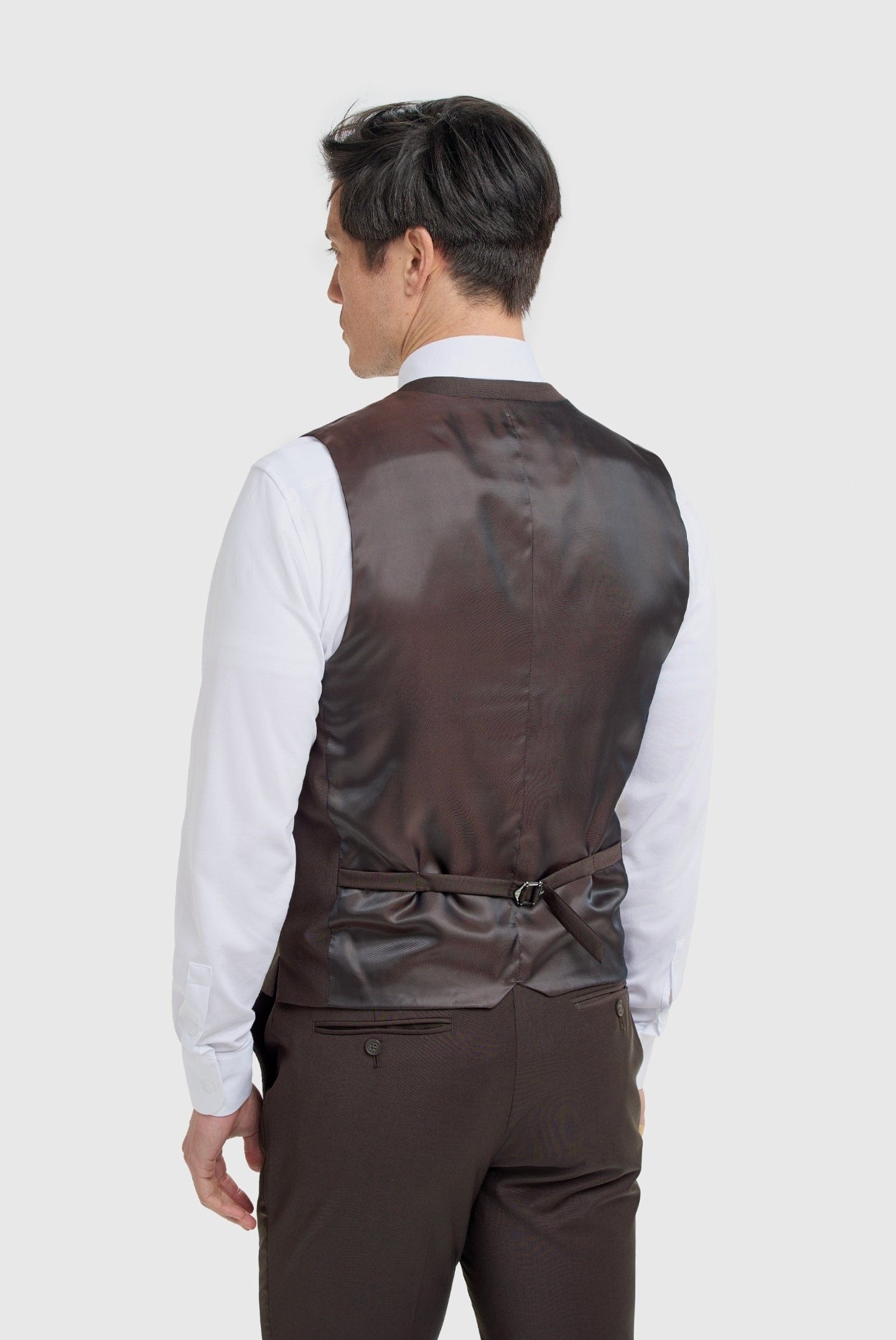 Cavani Bond Auburn Three Piece Suit