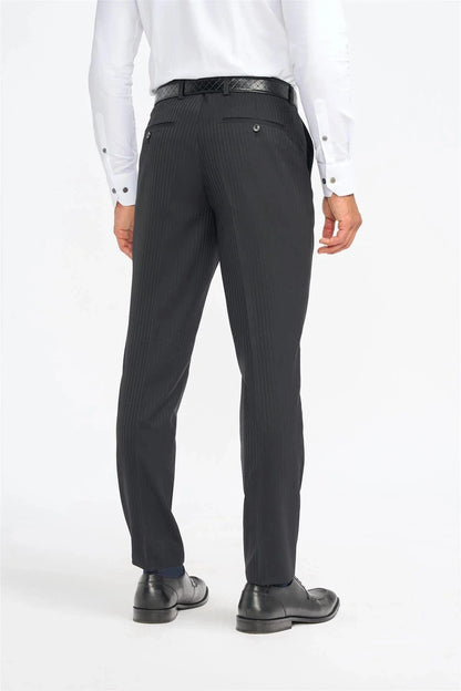 Cavani Roberto Black 3-Piece Suit