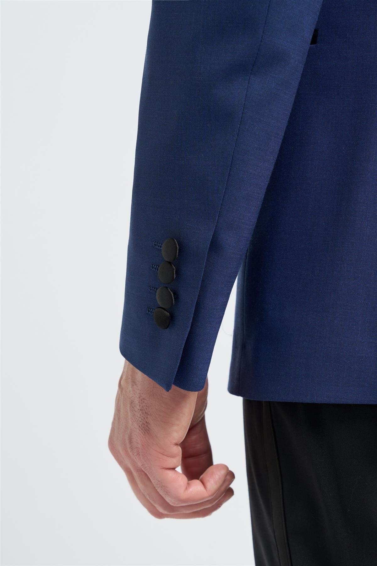 Cavani Aspen Electric 2-Piece Suit