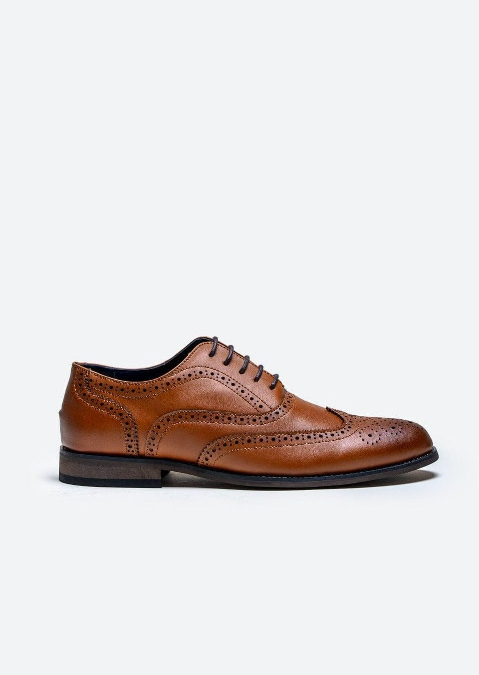 CLARK TAN LEATHER BROGUE SHOES