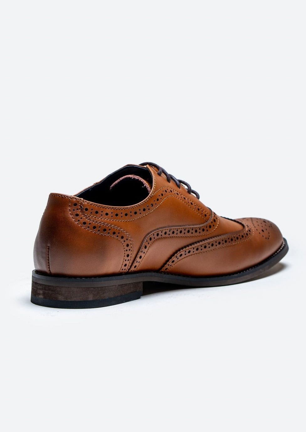 CLARK TAN LEATHER BROGUE SHOES